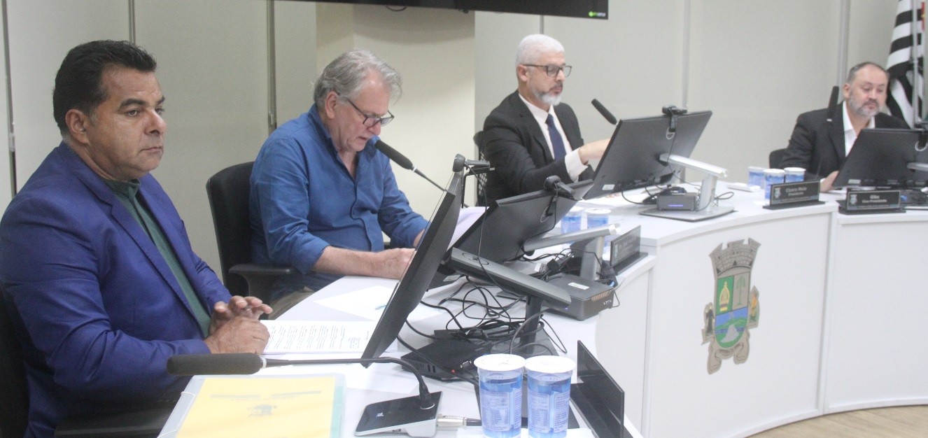 O andamento de obras na cidade foi um dos temas abordados na 2ª sessão ordinária.